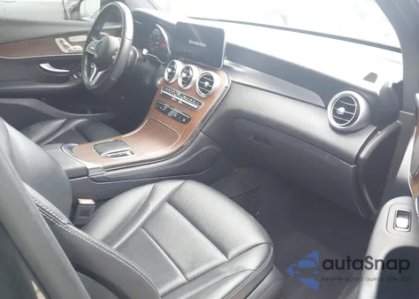 2020 Mercedes-Benz Glc 300 4Matic z USA, uszkodzony, nr VIN WDC0G8EB2LF722361